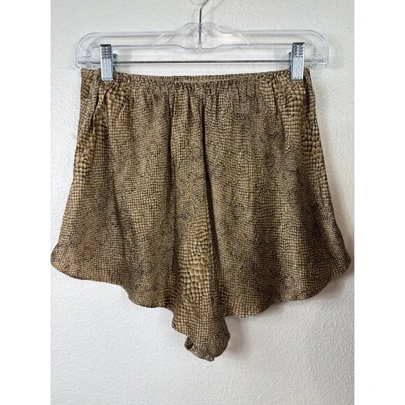 Vintage Victoria's Secret 100% Silk Snake Print Cami & Tap Shorts Set M Y2K - Picture 10 of 16